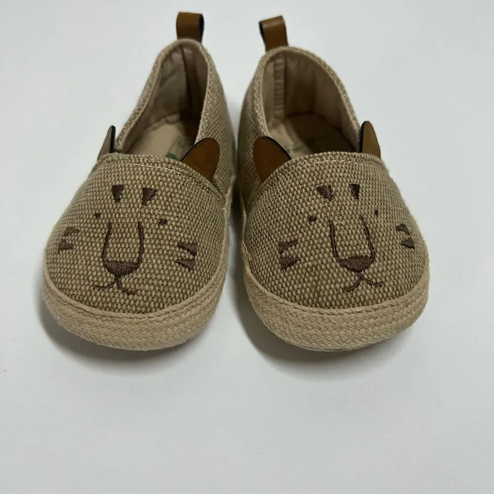Carter's 3-6 Months Lion Baby Crib Shoes Safari Tan Soft Bottoms